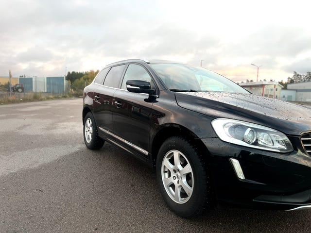 Volvo XC60 2016 – bild 2