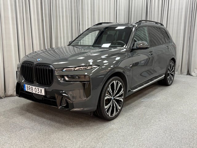 BMW X7 2025