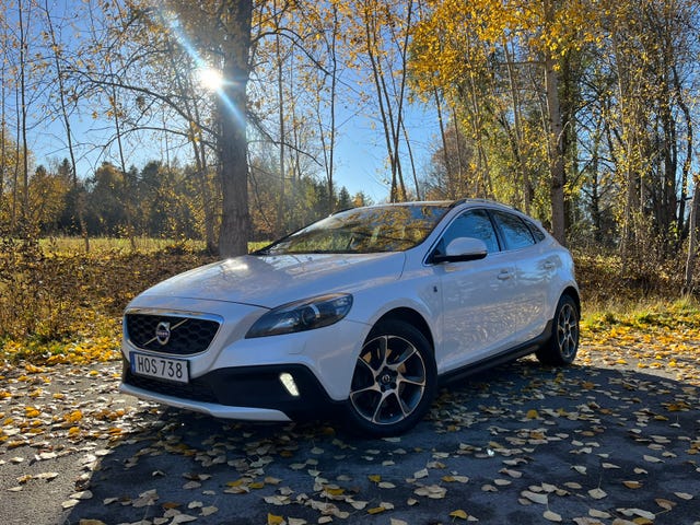 Volvo V40 Cross Country 2015