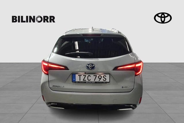 Toyota Corolla 2025 – bild 4