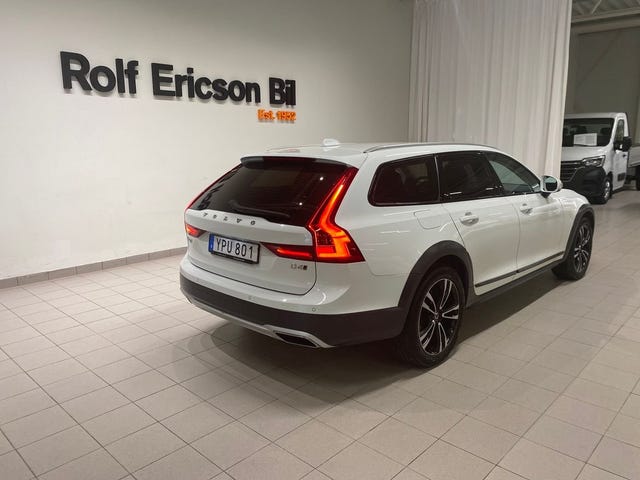 Volvo V90 Cross Country 2019 – bild 4