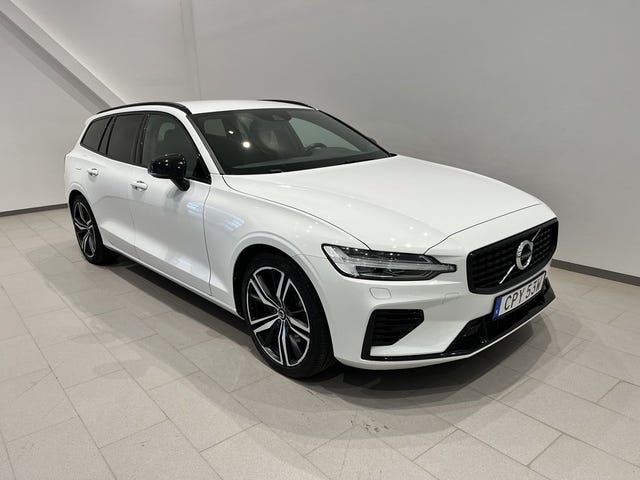 Volvo V60 2022