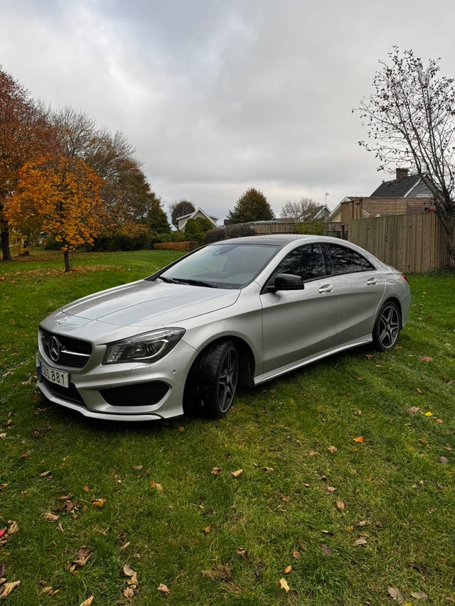 Mercedes-Benz CLA 220 d 2016