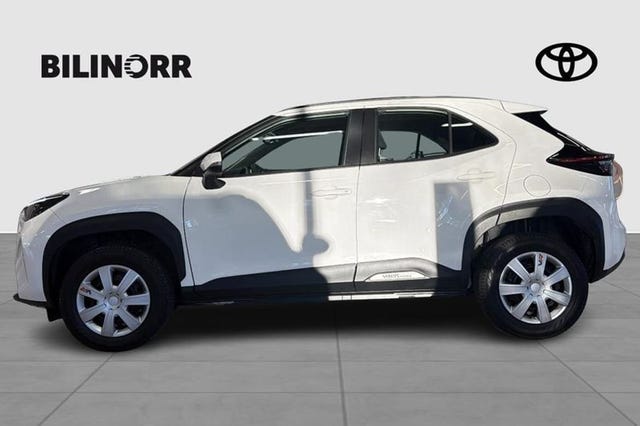 Toyota Yaris Cross 2025 – bild 4