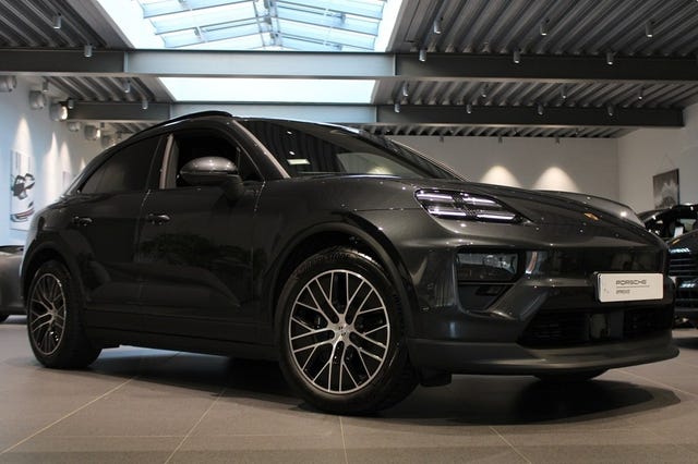 Porsche Macan 2025