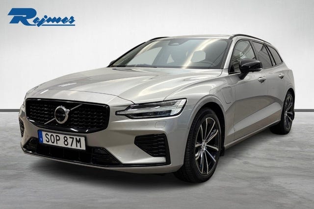 Volvo V60 2025