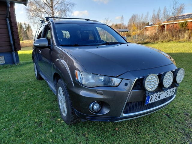 Mitsubishi Outlander 2010