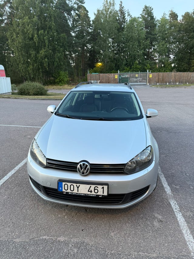 Volkswagen Golf VI 2011