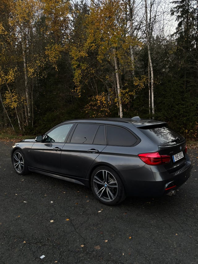 BMW 330d 2017 – bild 2
