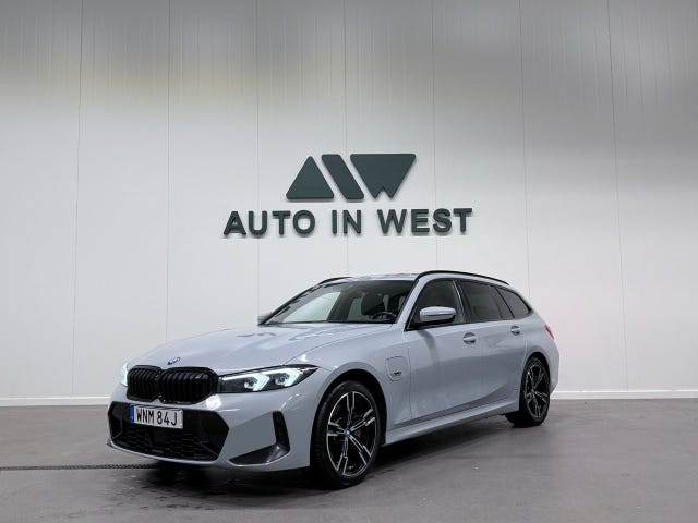 BMW 330e 2023