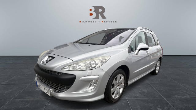 Peugeot 308 SW 2011