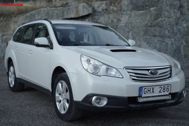 Subaru Outback 2012