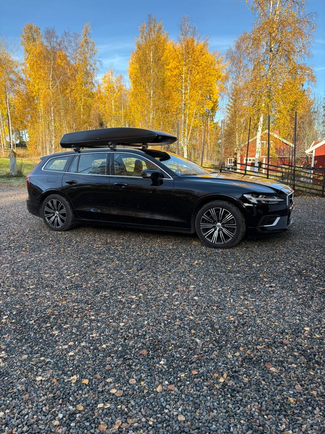 Volvo V60 2022