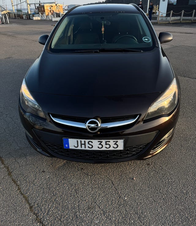 Opel Astra 2014