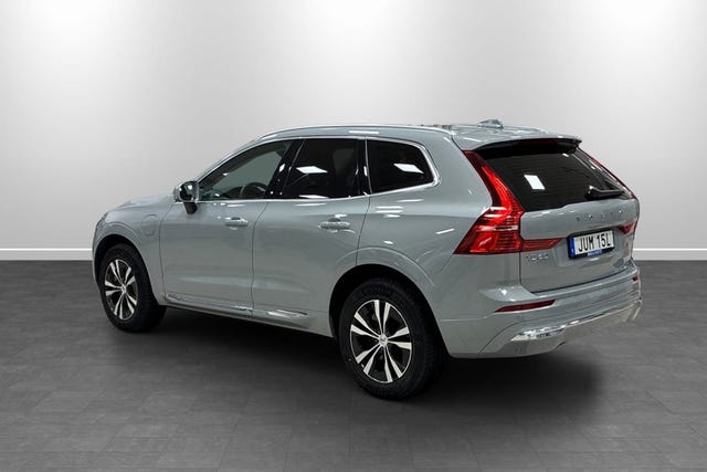 Volvo XC60 2025 – bild 2