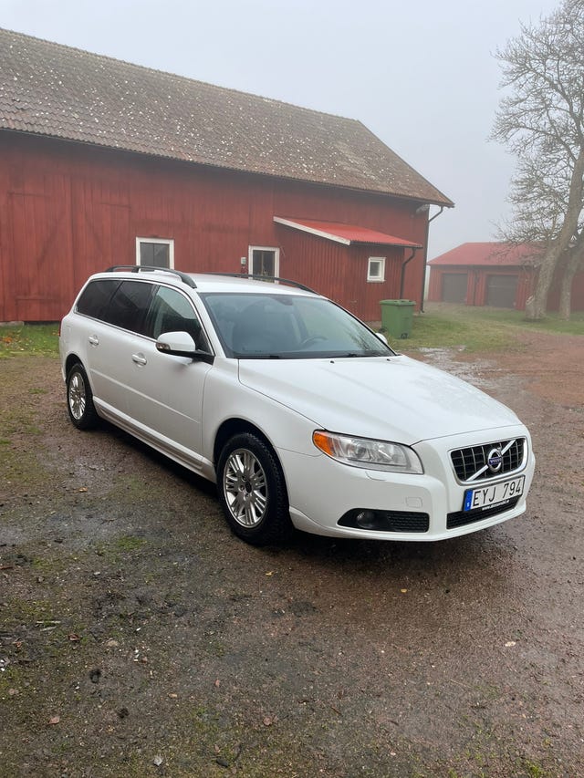 Volvo V70 2010