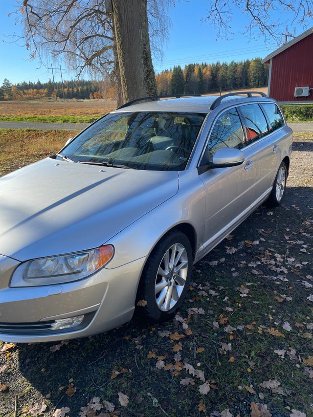 Volvo V70 2014