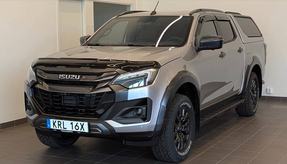 Isuzu D-Max – Crew Cab LÅG SKATT Style Pack · Automat 4WD hos Kihlströms Stockholm