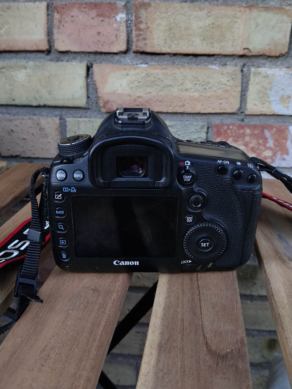 Canon EOS 5D Mark III / Canon EF 16-35mm f/2.8 L II / 600Ex-RT