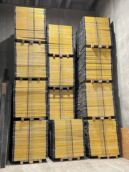 Product image 2 of 9