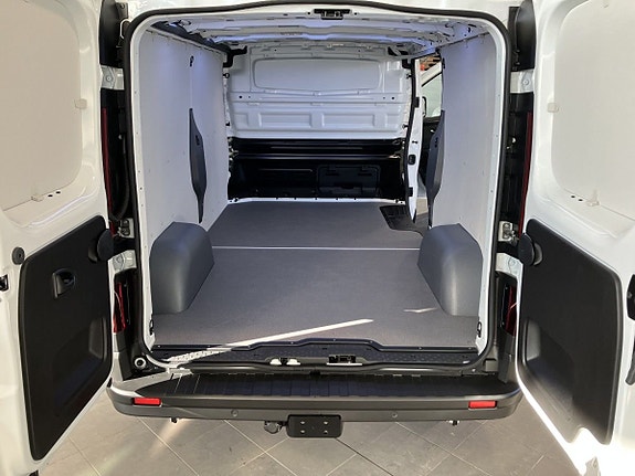 Nissan Primastar 8 of 10