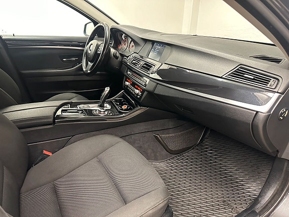 BMW 520 10 of 22