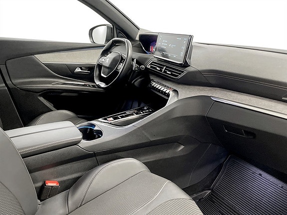 Peugeot 5008 12 of 16