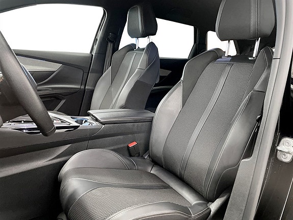 Peugeot 5008 6 of 16