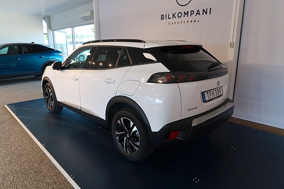 Peugeot 2008 4 of 5
