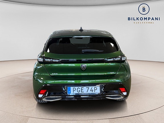 Peugeot 308 4 of 5