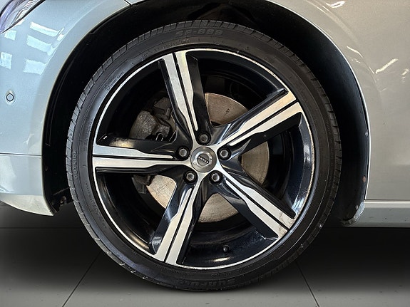 Volvo S90 14 of 22