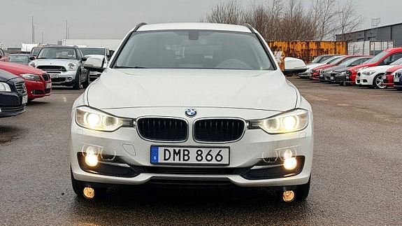 BMW 318 2 of 5