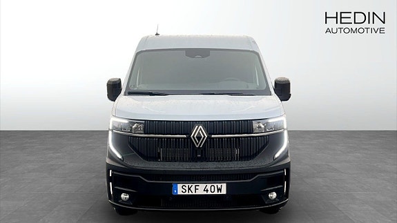 Renault Master 8 of 12