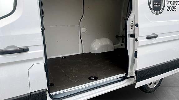Renault Master 10 of 12