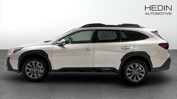Subaru Outback 4 of 9