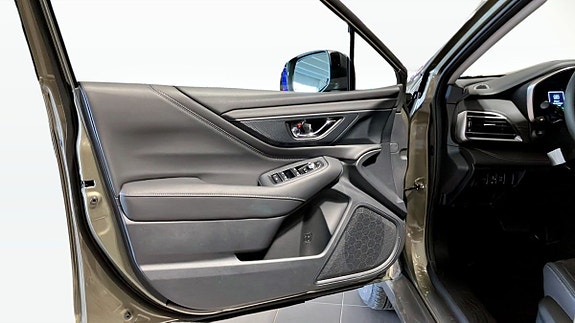 Subaru Outback 11 of 12