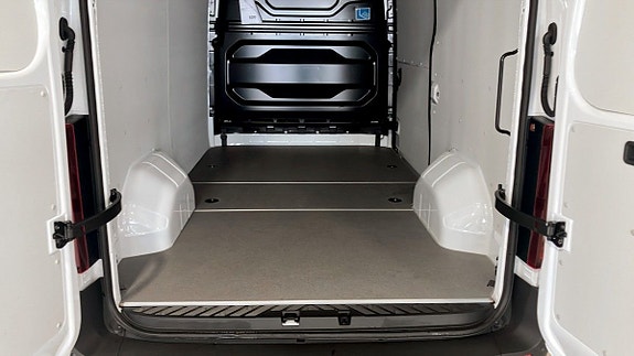 Nissan Interstar 11 of 12