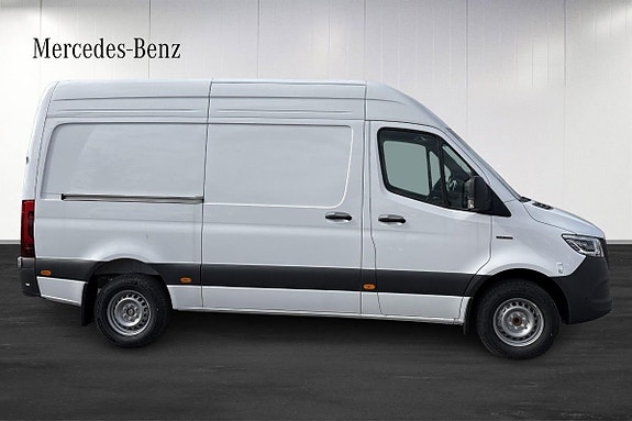Mercedes-Benz Sprinter 411 2 of 11