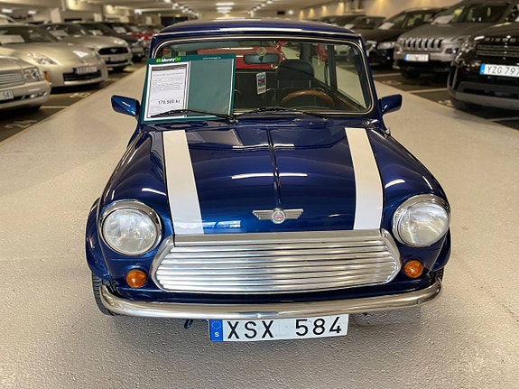 MINI Cooper 7 of 16