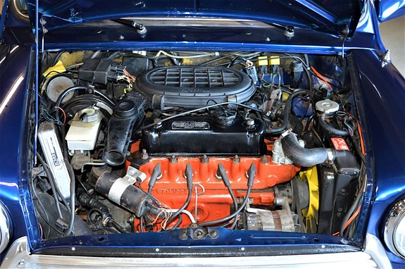 MINI Cooper 13 of 16