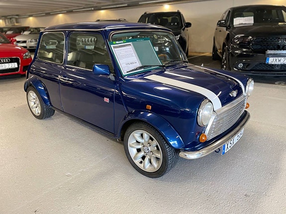 MINI Cooper 16 of 16