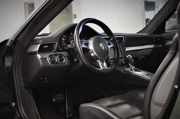 Porsche 911 Carrera S 6 of 20