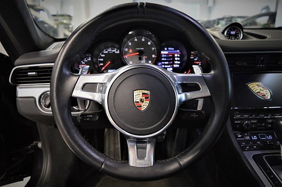 Porsche 911 Carrera S 8 of 20