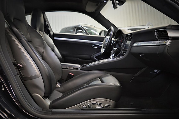 Porsche 911 Carrera S 12 of 20