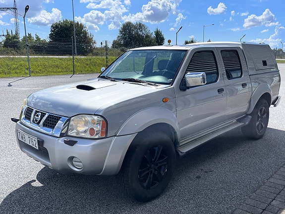 Nissan King Cab 6 of 9