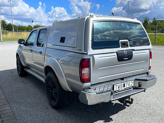 Nissan King Cab 5 of 9