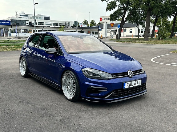 Volkswagen Golf VII 6 of 25