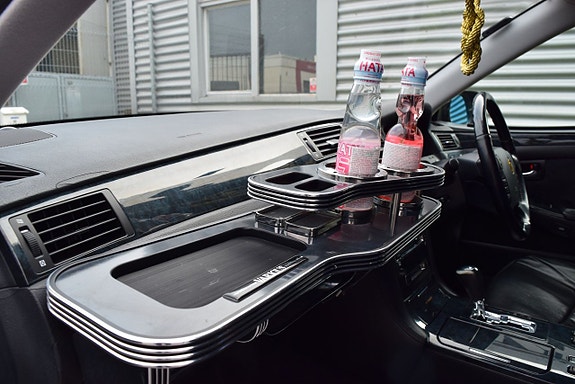 Toyota Crown 10 of 16