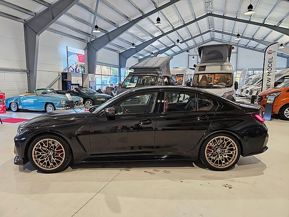BMW M3 4 of 5