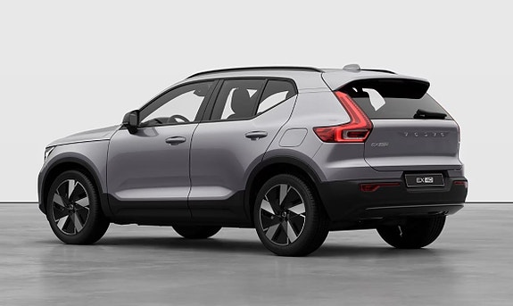 Volvo EX40 4 of 6